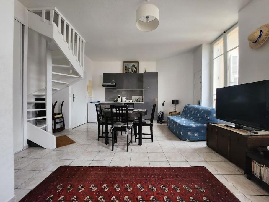 ניס Appartement A Deux Pas De La Promenade Des Anglais מראה חיצוני תמונה