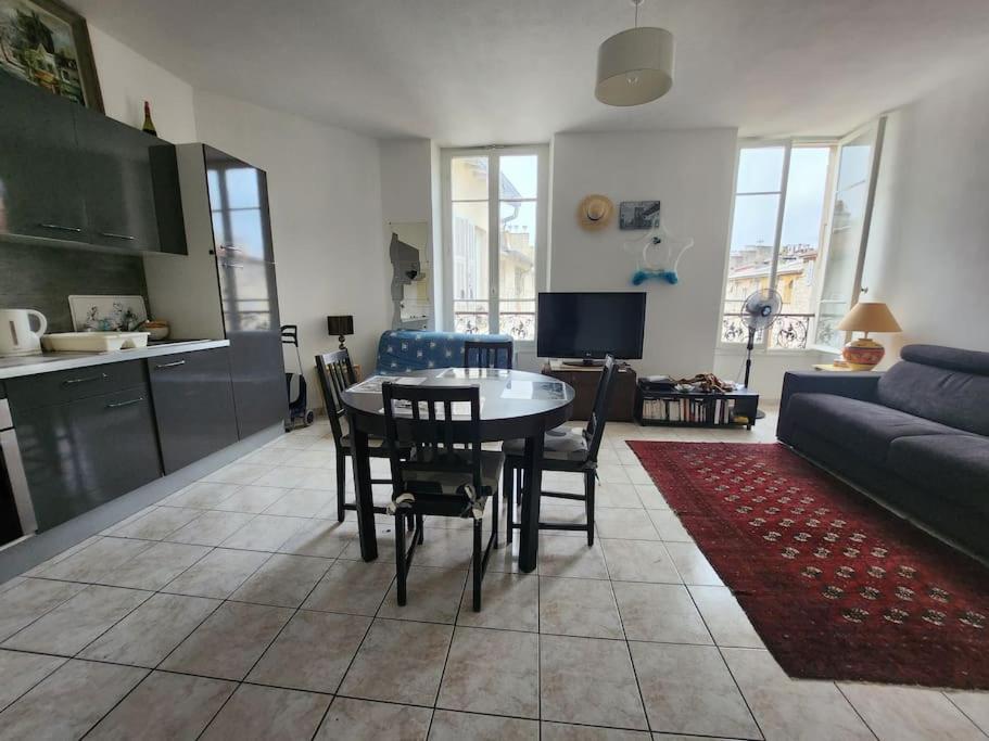ניס Appartement A Deux Pas De La Promenade Des Anglais מראה חיצוני תמונה