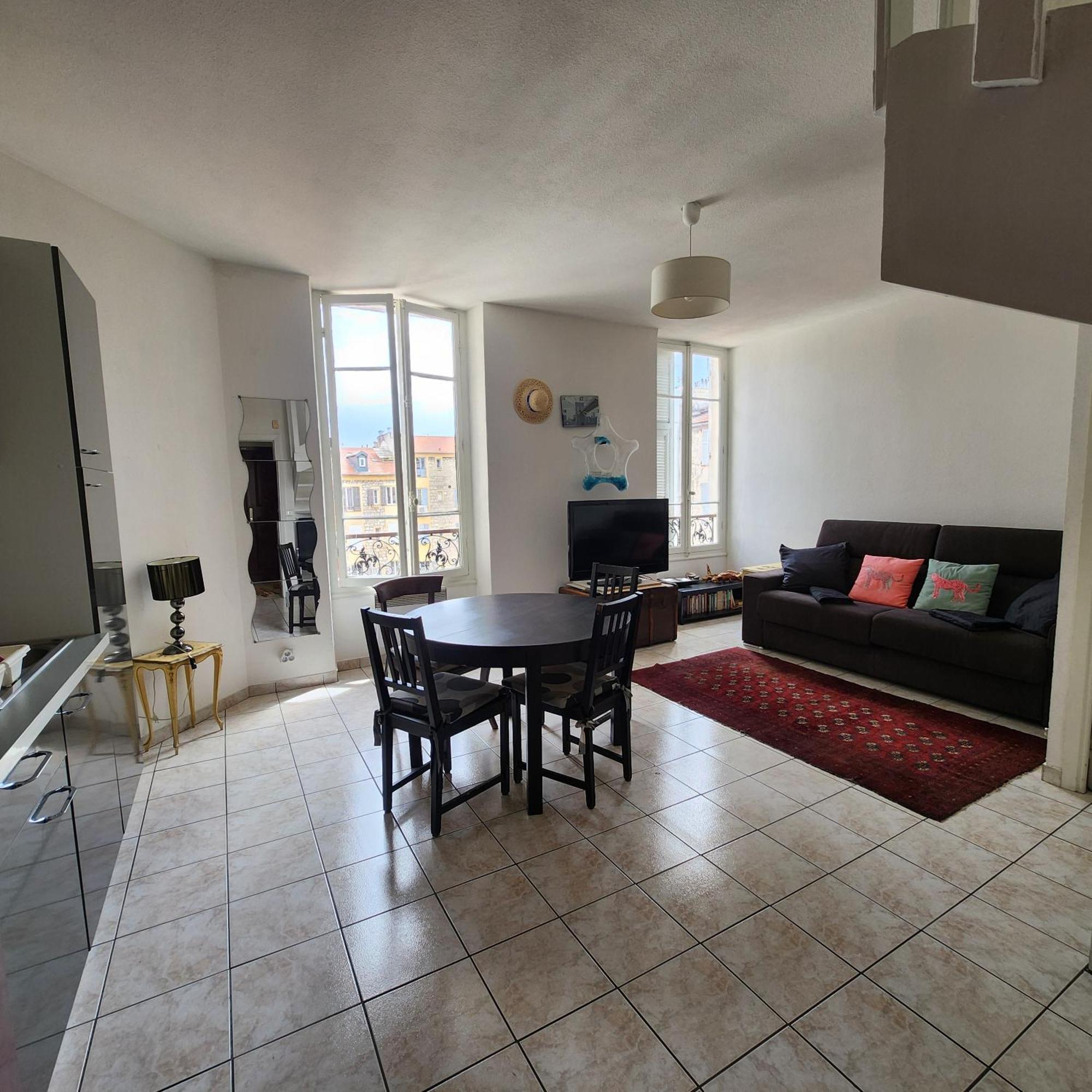 ניס Appartement A Deux Pas De La Promenade Des Anglais מראה חיצוני תמונה